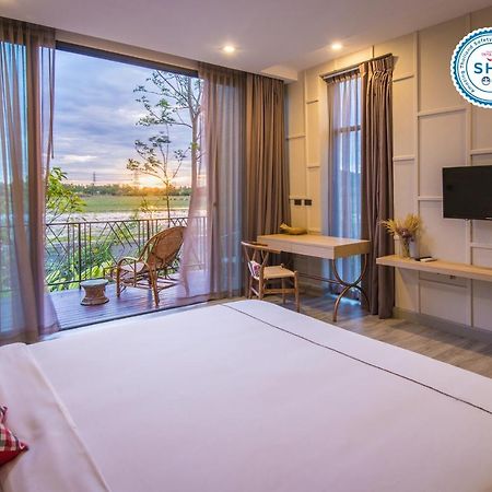 Navela Hotel & Convention Ratchaburi Εξωτερικό φωτογραφία