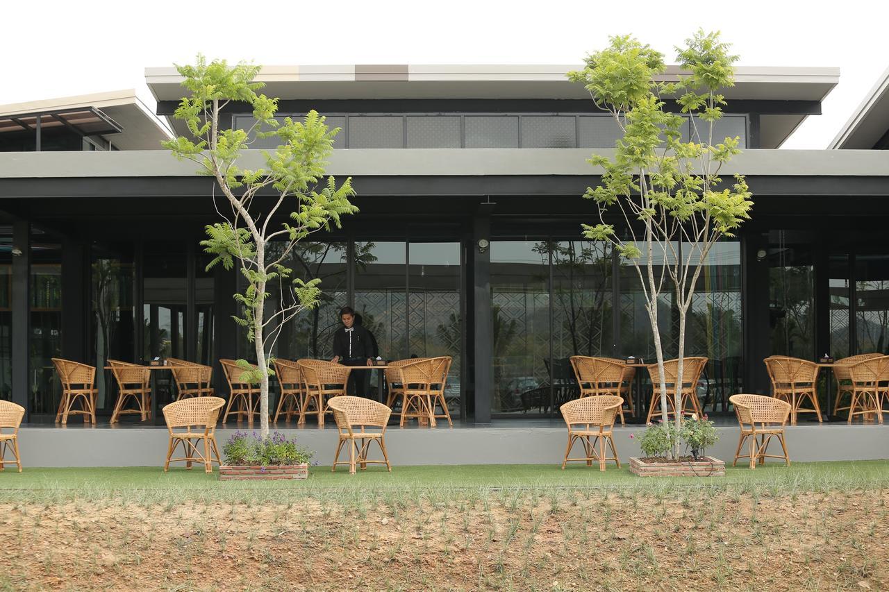 Navela Hotel & Convention Ratchaburi Εξωτερικό φωτογραφία