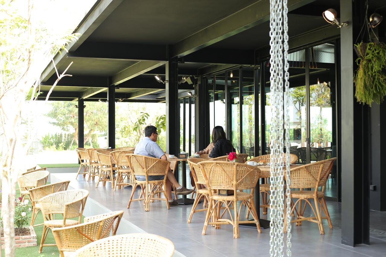 Navela Hotel & Convention Ratchaburi Εξωτερικό φωτογραφία