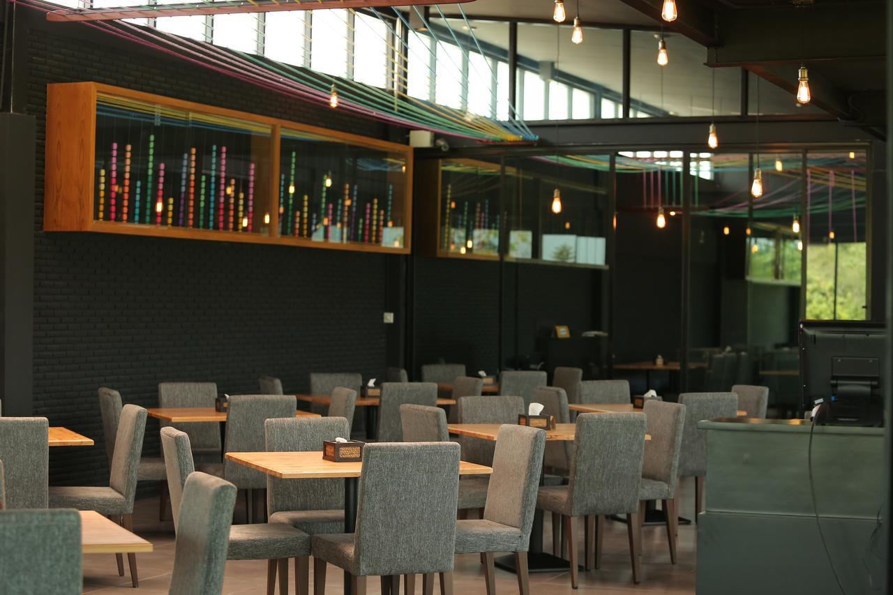Navela Hotel & Convention Ratchaburi Εξωτερικό φωτογραφία