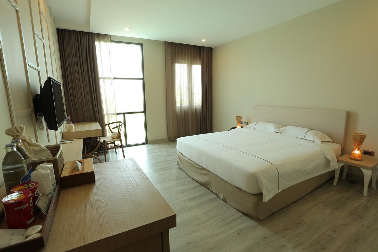 Navela Hotel & Convention Ratchaburi Εξωτερικό φωτογραφία