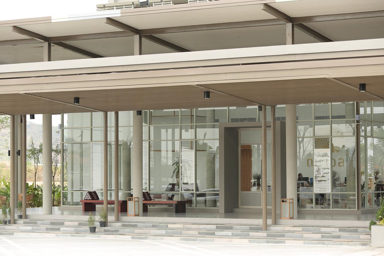 Navela Hotel & Convention Ratchaburi Εξωτερικό φωτογραφία